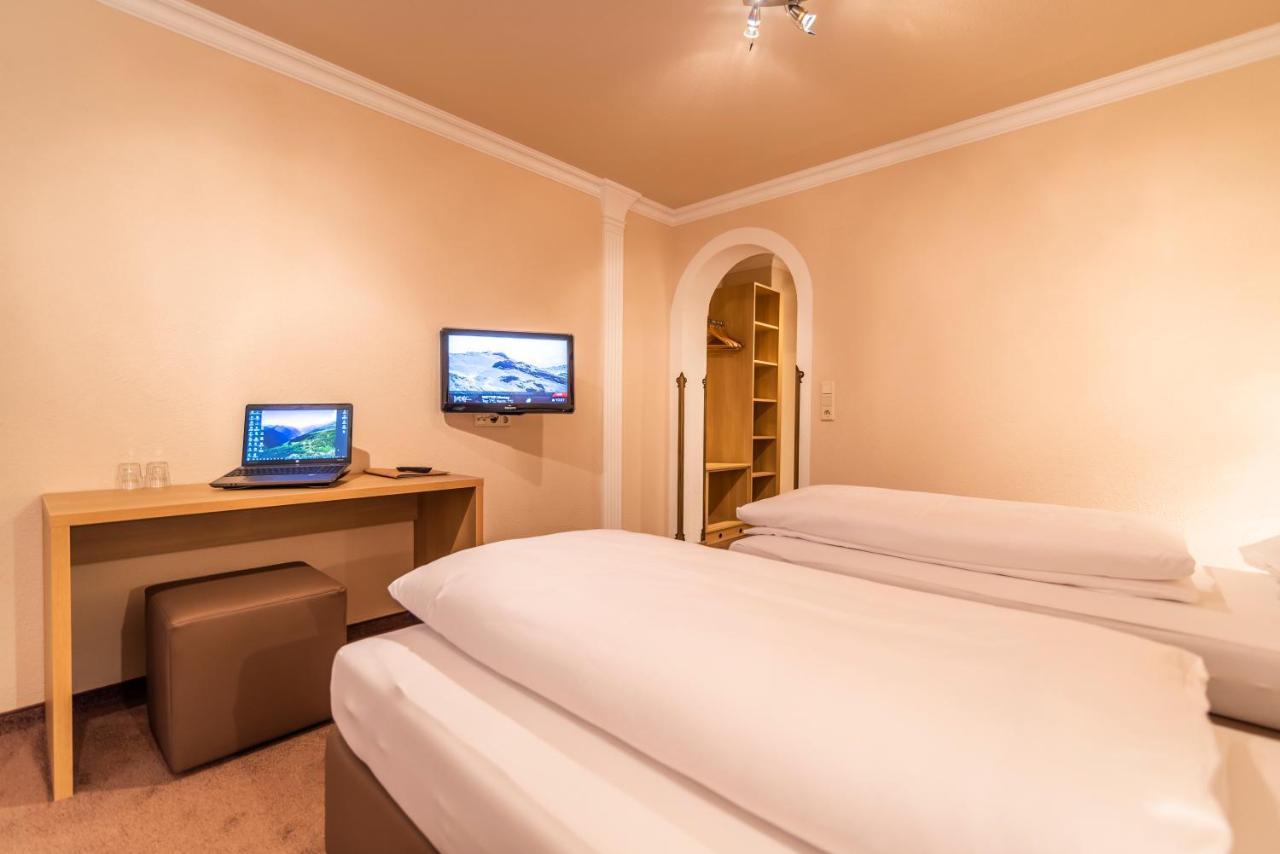 Hotel Garni Apart Tina Ischgl Esterno foto