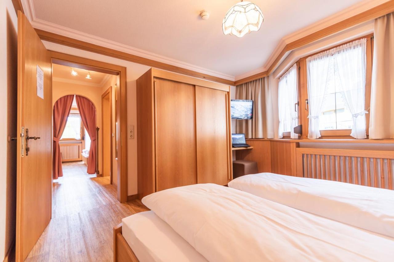 Hotel Garni Apart Tina Ischgl Esterno foto