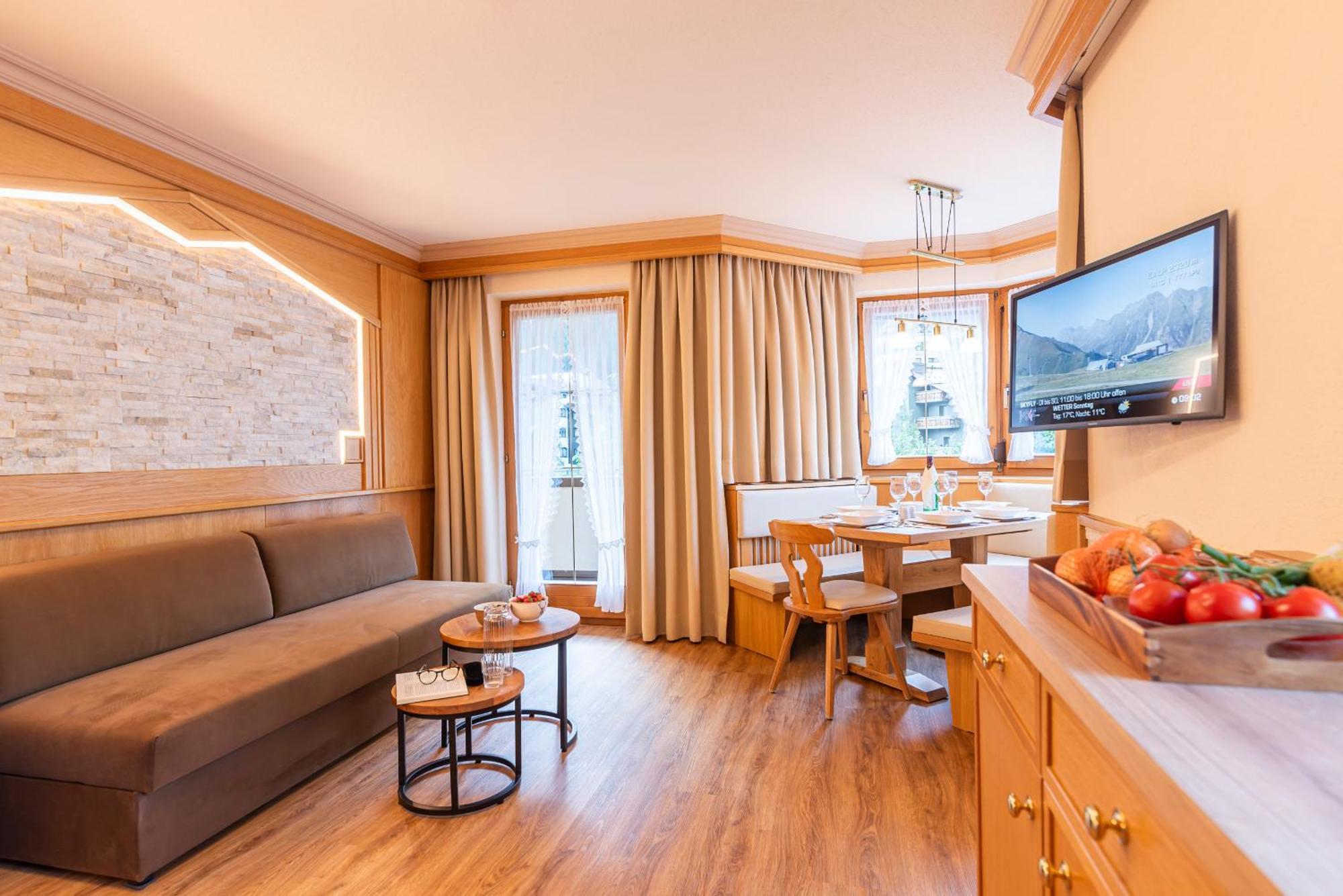 Hotel Garni Apart Tina Ischgl Esterno foto