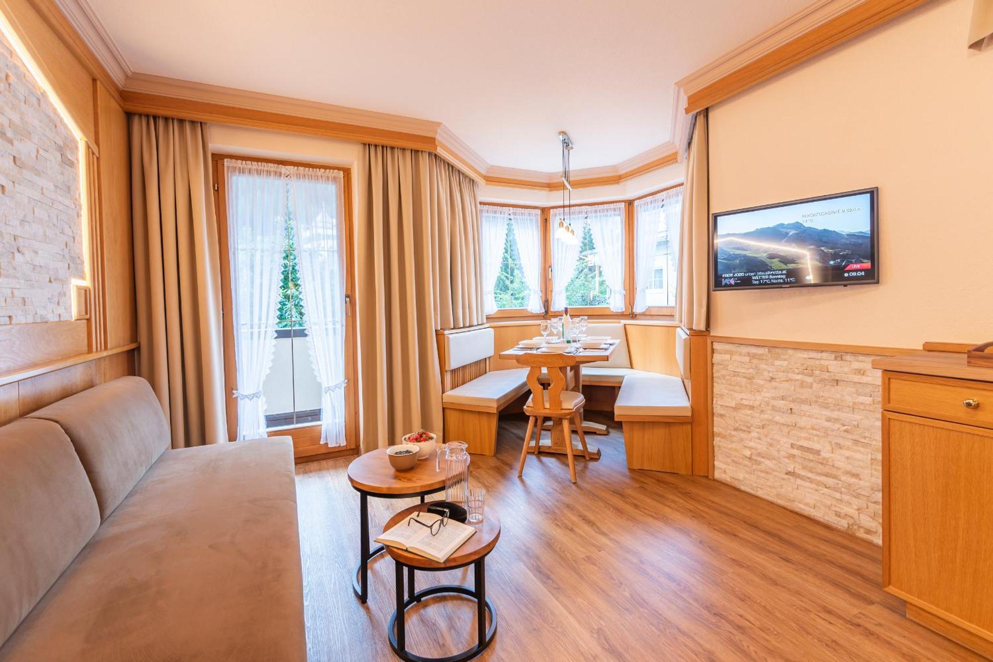 Hotel Garni Apart Tina Ischgl Esterno foto